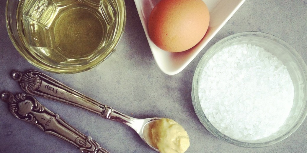 Zelf mayonaise maken: een leuke manier om eitjes uit de achtertuin te verwerken!